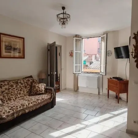 3 Pieces Au Suquet Vue Chateau & A 3 Minutes דירה
